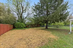 8345 Cherry Ln, Anderson Township, OH 45255 - Photo 17