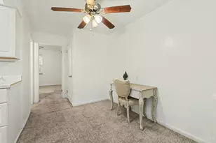 7119 Eastlawn Dr, Cincinnati, OH 45237 - Photo 5