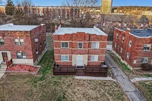 7119 Eastlawn Dr, Cincinnati, OH 45237 - Photo 25