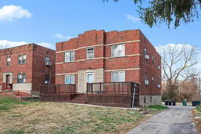 7119 Eastlawn Drive, Cincinnati, OH 45237 - Photo 3