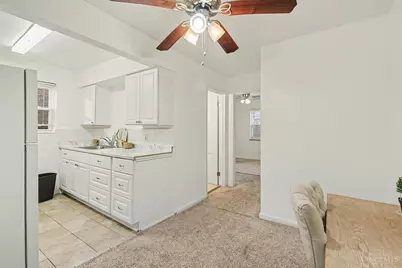 7119 Eastlawn Drive, Cincinnati, OH 45237 - Photo 11