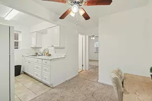 7119 Eastlawn Dr, Cincinnati, OH 45237 - Photo 11