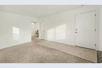 7119 Eastlawn Drive, Cincinnati, OH 45237 - Photo 9
