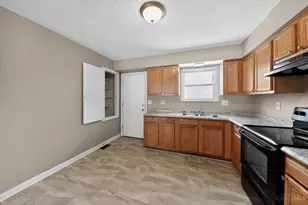 8949 Pippin Rd, Colerain Township, OH 45251 - Photo 15