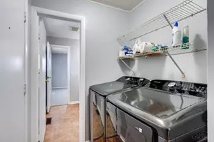 205 Olympus Dr, Hamilton, OH 45013 - Photo 13