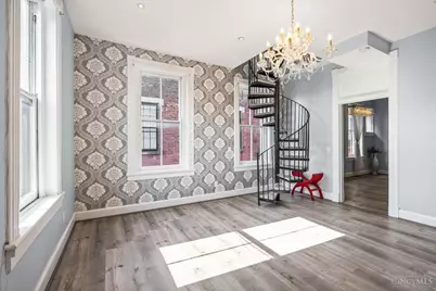 551 E Thirteenth Street #4, Cincinnati, OH 45202 - Photo 25