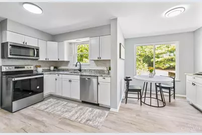 9956 Morgans Trace Drive, Loveland, OH 45140 - Photo 15