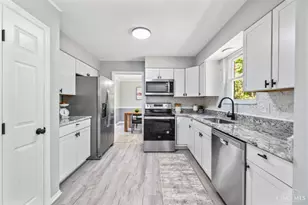 9956 Morgans Trace Dr, Loveland, OH 45140 - Photo 11