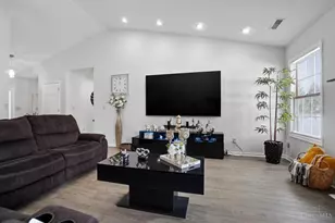 1464 Woodside Dr, Wilmington, OH 45177 - Photo 13