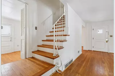 2806 Losantiridge, Columbia Township, OH 45213 - Photo 23