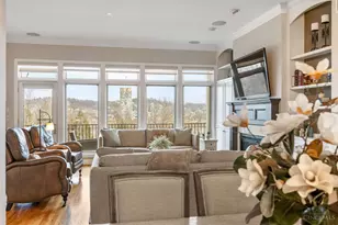 1464 Riverside Dr, Cincinnati, OH 45202 - Photo 7