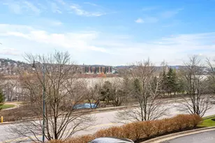 1464 Riverside Dr, Cincinnati, OH 45202 - Photo 9