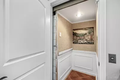 1464 Riverside Drive, Cincinnati, OH 45202 - Photo 3