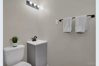 290 Nelson Lane, Springdale, OH 45246 - Photo 17