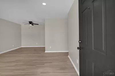 290 Nelson Lane, Cincinnati, OH 45246 - Photo 7