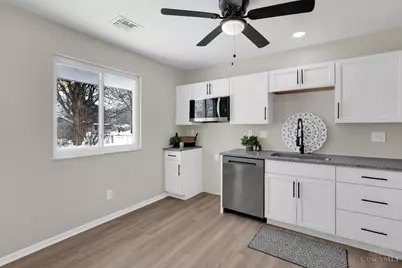 290 Nelson Lane, Cincinnati, OH 45246 - Photo 3