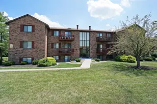 9512 Woodland Hills Dr, West Chester, OH 45011 - Photo 1