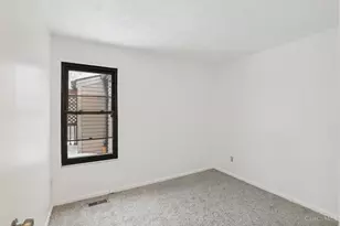 7109 Woodridge Dr, Anderson Township, OH 45230 - Photo 17