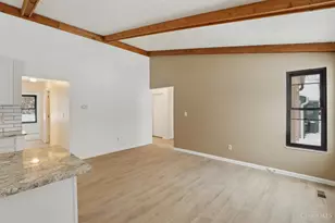 7109 Woodridge Dr, Anderson Township, OH 45230 - Photo 7