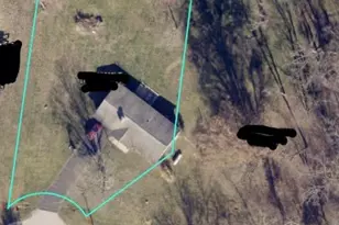 752 Louanne Ln, Miami Township, OH 45140 - Photo 3