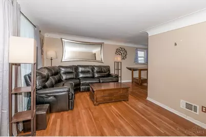 3921 Cedarwood, Cincinnati, OH 45213 - Photo 3