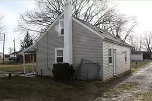 2477 Maple St, Saint Clair Township, OH 45055 - Photo 3