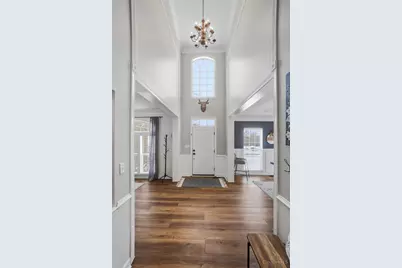 130 Wells Drive, Springboro, OH 45066 - Photo 7