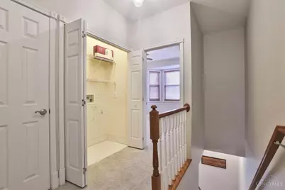 915 Sharkey Lane, Cincinnati, OH 45206 - Photo 29