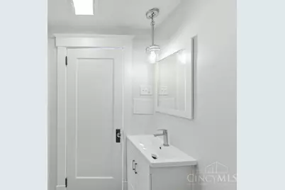 7324 Maple Avenue, Cincinnati, OH 45231 - Photo 25