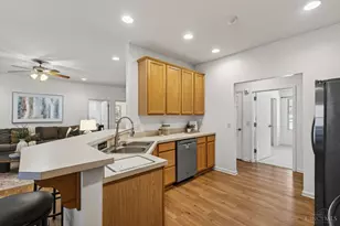 4365 Classic Dr, Blue Ash, OH 45241 - Photo 11