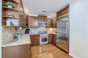 9348 Towne Square Ave, Blue Ash, OH 45242 - Photo 11