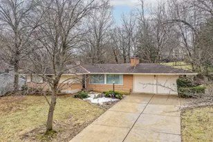 513 Chisholm Trail, Wyoming, OH 45215 - Photo 5