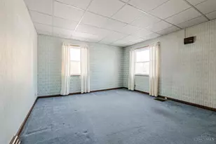 103 W Crest Dr, Reading, OH 45215 - Photo 5