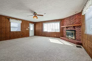 103 W Crest Dr, Reading, OH 45215 - Photo 9