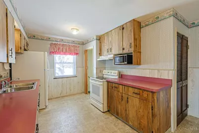 103 W Crest Drive, Reading, OH 45215 - Photo 13