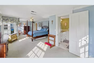 95 E Fountain Avenue, Glendale, OH 45246 - Photo 13