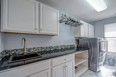 308 Yorkshire Lane, Beavercreek, OH 45385 - Photo 37