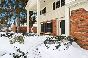 8363 Shadowpoint Ct, Montgomery, OH 45242 - Photo 7