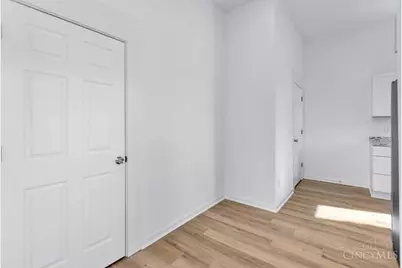 3138 Woodburn Avenue, Cincinnati, OH 45207 - Photo 7