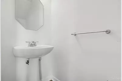 1443 Laurel Park Drive, Cincinnati, OH 45214 - Photo 11