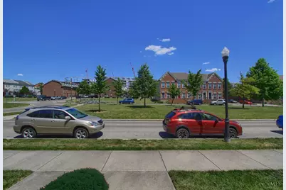 1443 Laurel Park Drive, Cincinnati, OH 45214 - Photo 3