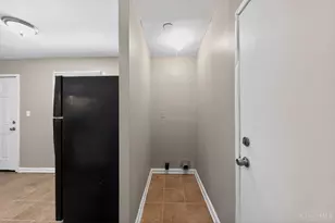 3099 Niagara St, Cincinnati, OH 45251 - Photo 23