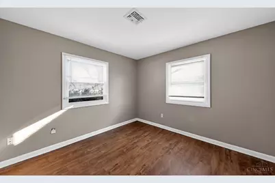 3099 Niagara Street, Cincinnati, OH 45251 - Photo 7