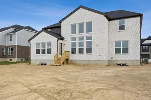 689 Bottega Dr, Washington Twp, OH 45458 - Photo 5
