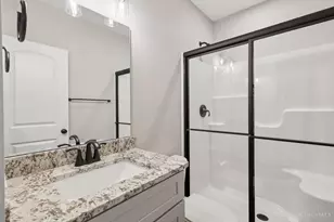 6812 Cork Dr, West Chester, OH 45069 - Photo 77