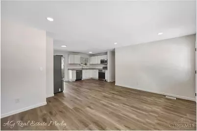 972 Glasgow Drive, Cincinnati, OH 45240 - Photo 7