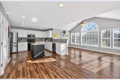 8031 Paradise Cove, Liberty Township, OH 45044 - Photo 13