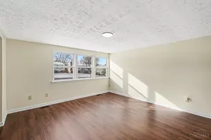 11586 Pippin Rd, Colerain Township, OH 45231 - Photo 5