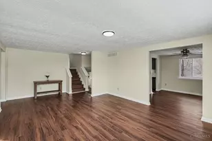 11586 Pippin Rd, Colerain Township, OH 45231 - Photo 5