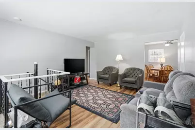 3091 Riddle View Lane, Cincinnati, OH 45220 - Photo 11